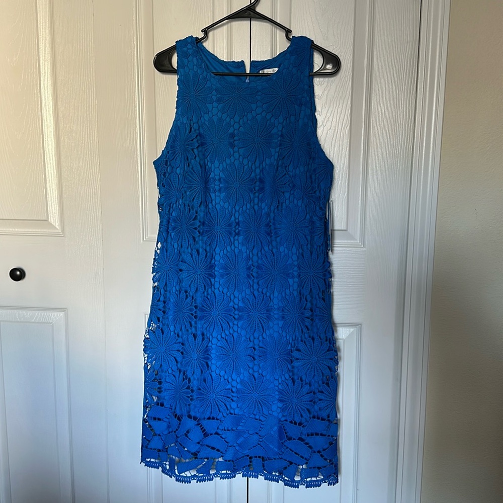 *New with Tags*  Women’s London Times Vibrant Blue Floral Lace Midi Dress